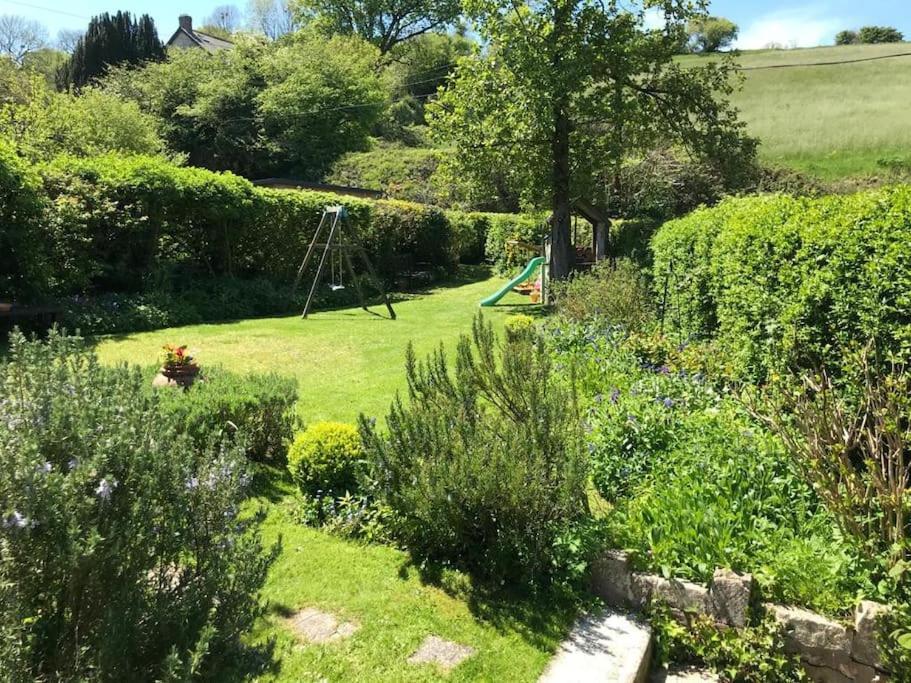 Cedra Cottage - Vintage Country Hideaway Axminster Buitenkant foto
