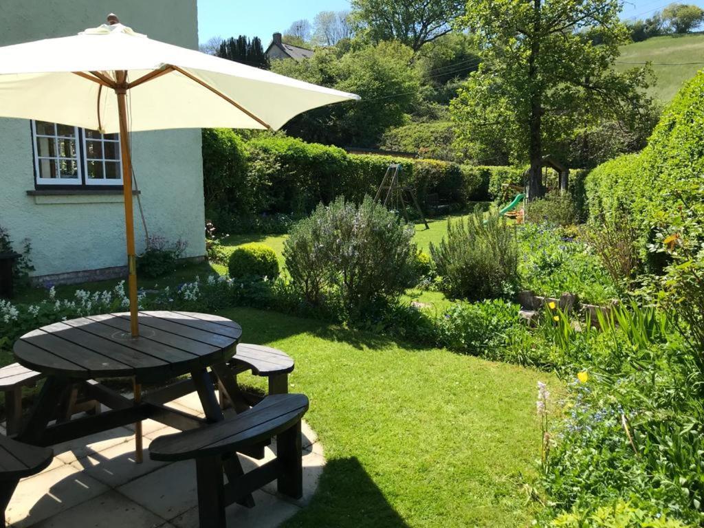 Cedra Cottage - Vintage Country Hideaway Axminster Buitenkant foto